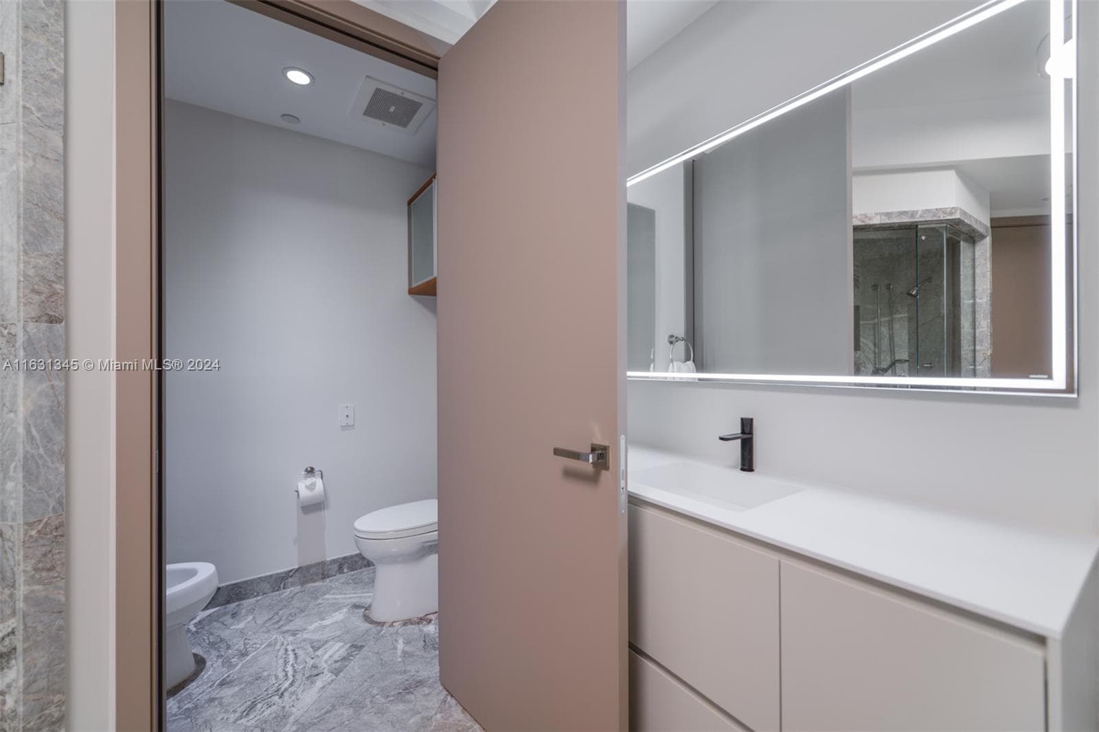 16051 Collins Ave 2102 photo 18