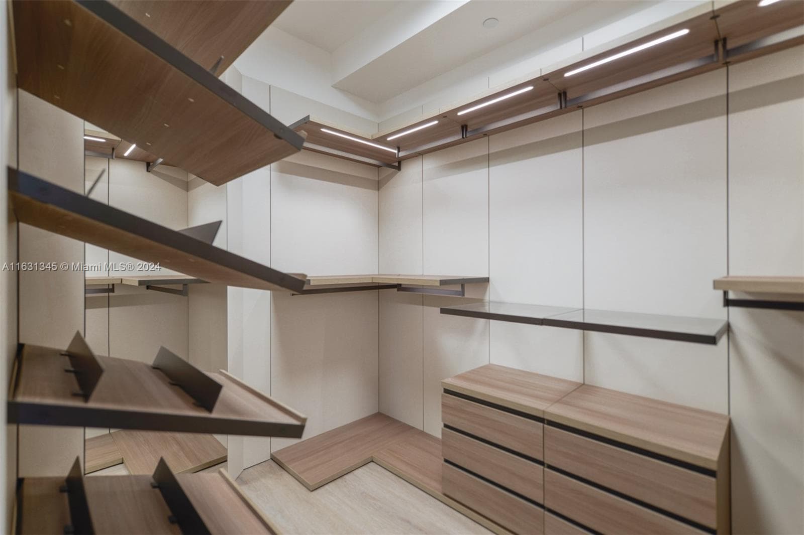 16051 Collins Ave 2102 photo 15