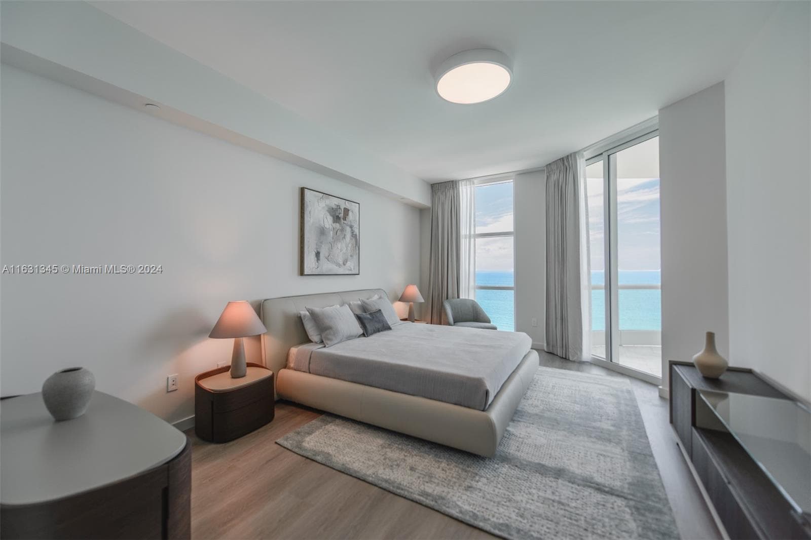 16051 Collins Ave 2102 photo 11