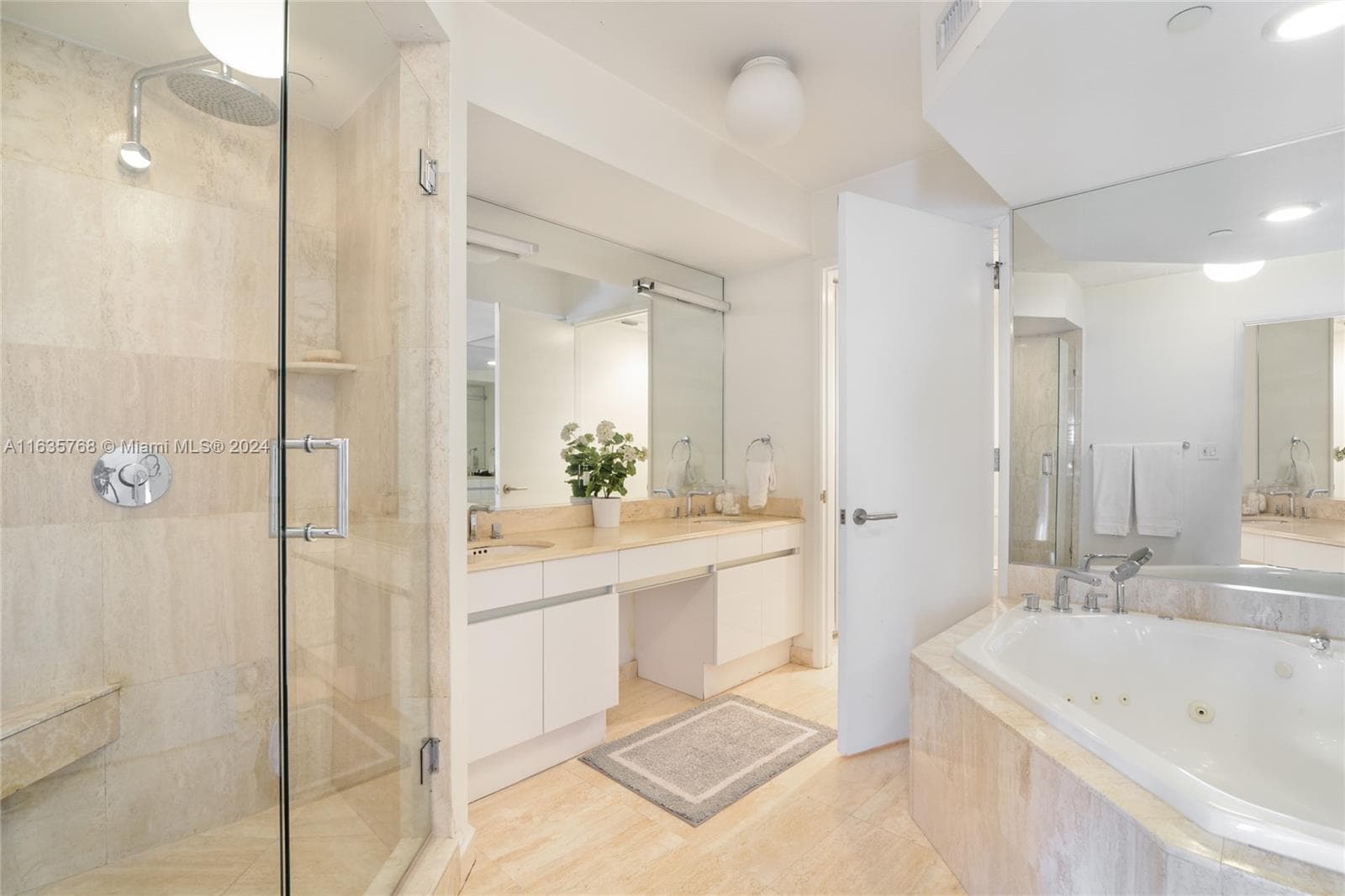 18671 Collins Ave 2702 photo 18