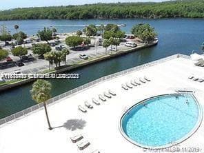 400 Kings Point Dr 320 photo 19