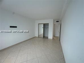 400 Kings Point Dr 320 photo 25