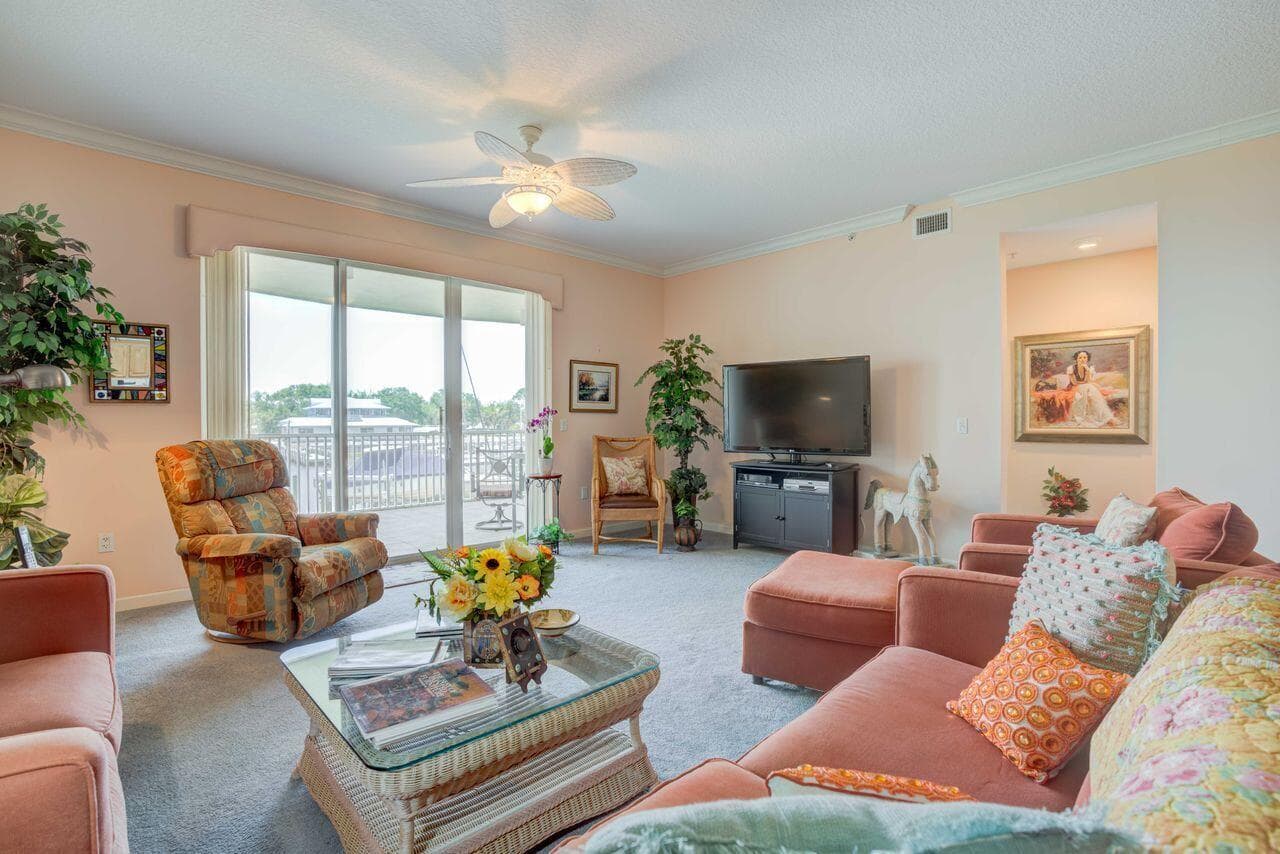 1160 SW Chapman Way 202 photo 12