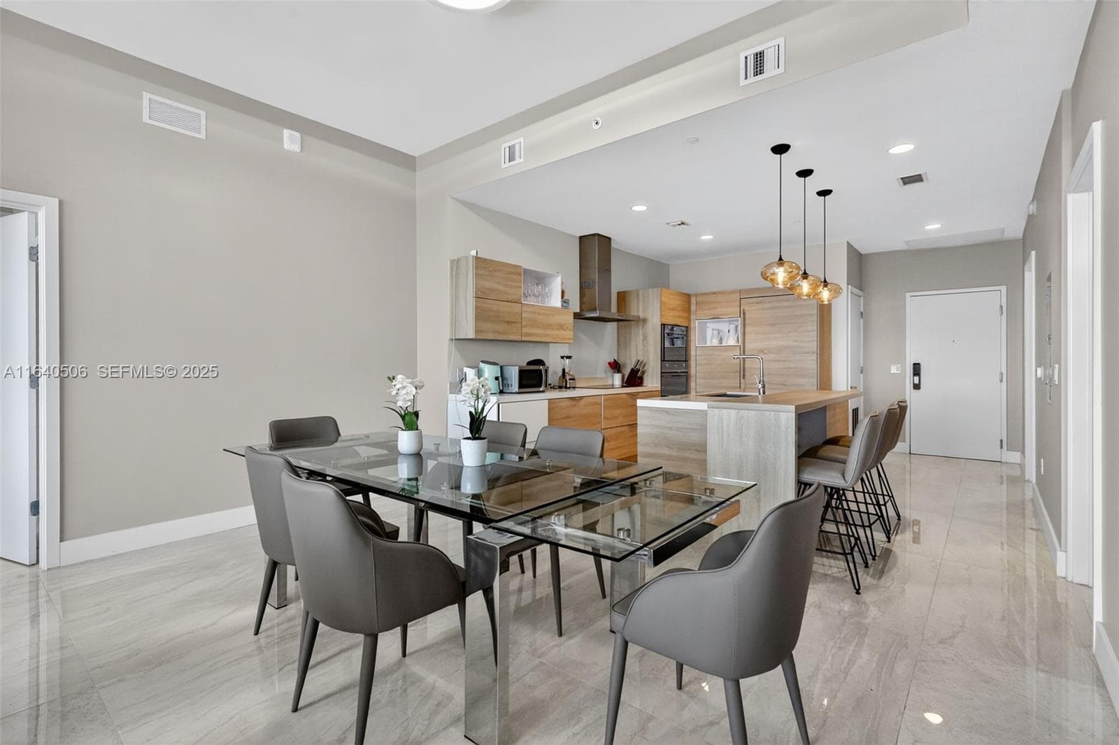 16385 Biscayne Blvd PH7 photo 16
