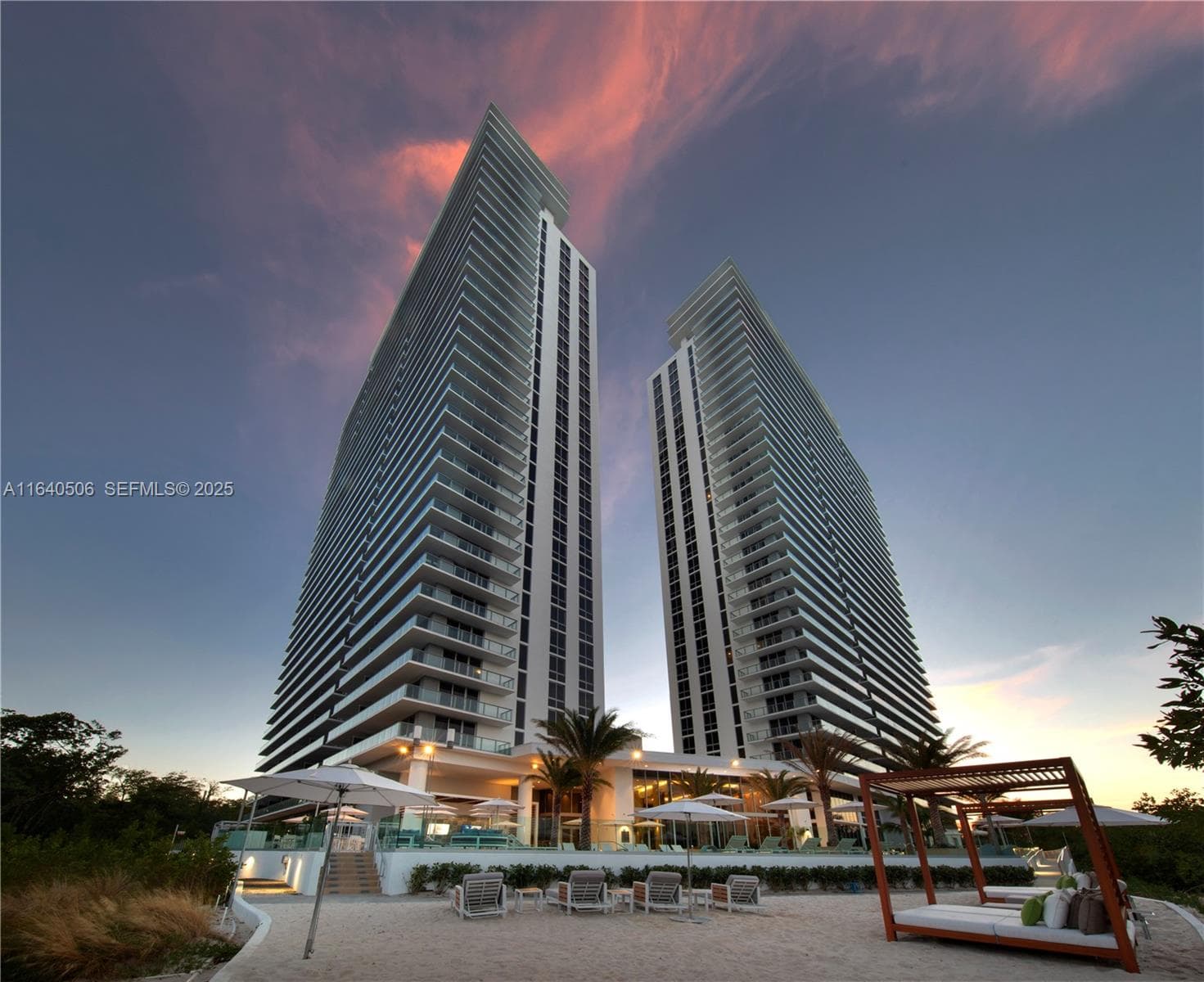 16385 Biscayne Blvd PH7 photo 1