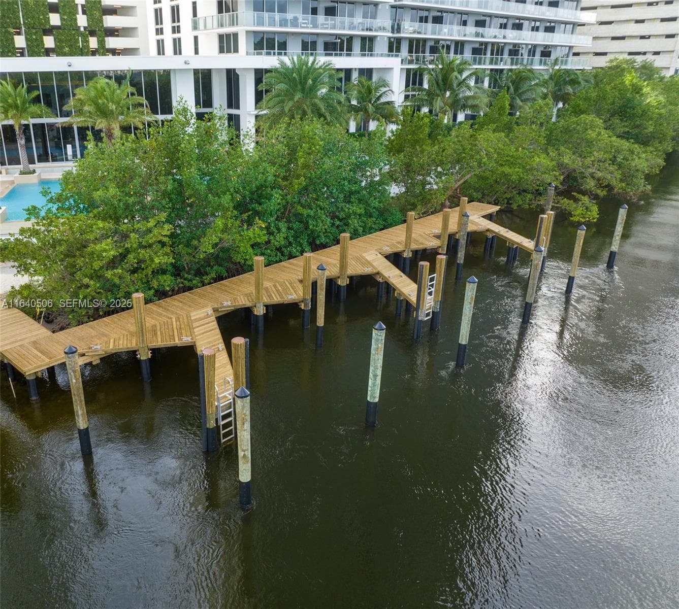 16385 Biscayne Blvd PH7 photo 11