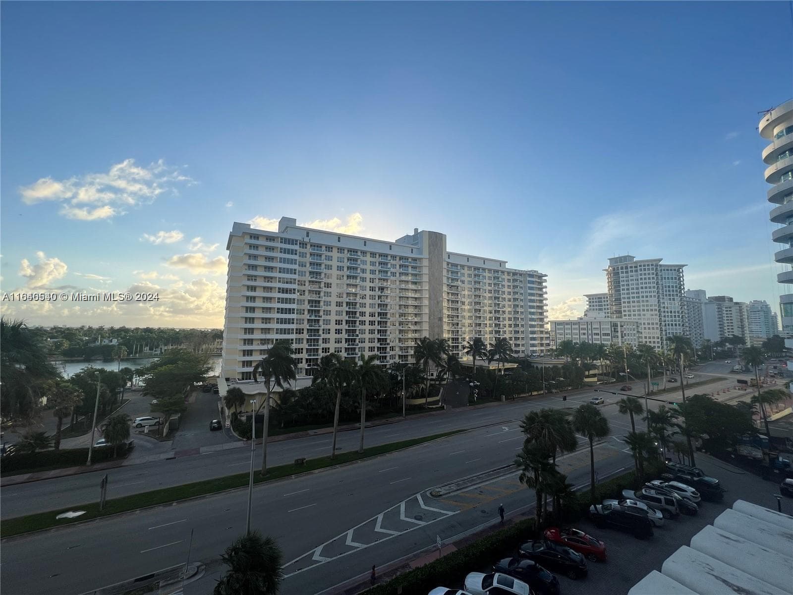 5555 Collins Ave 7T photo 19