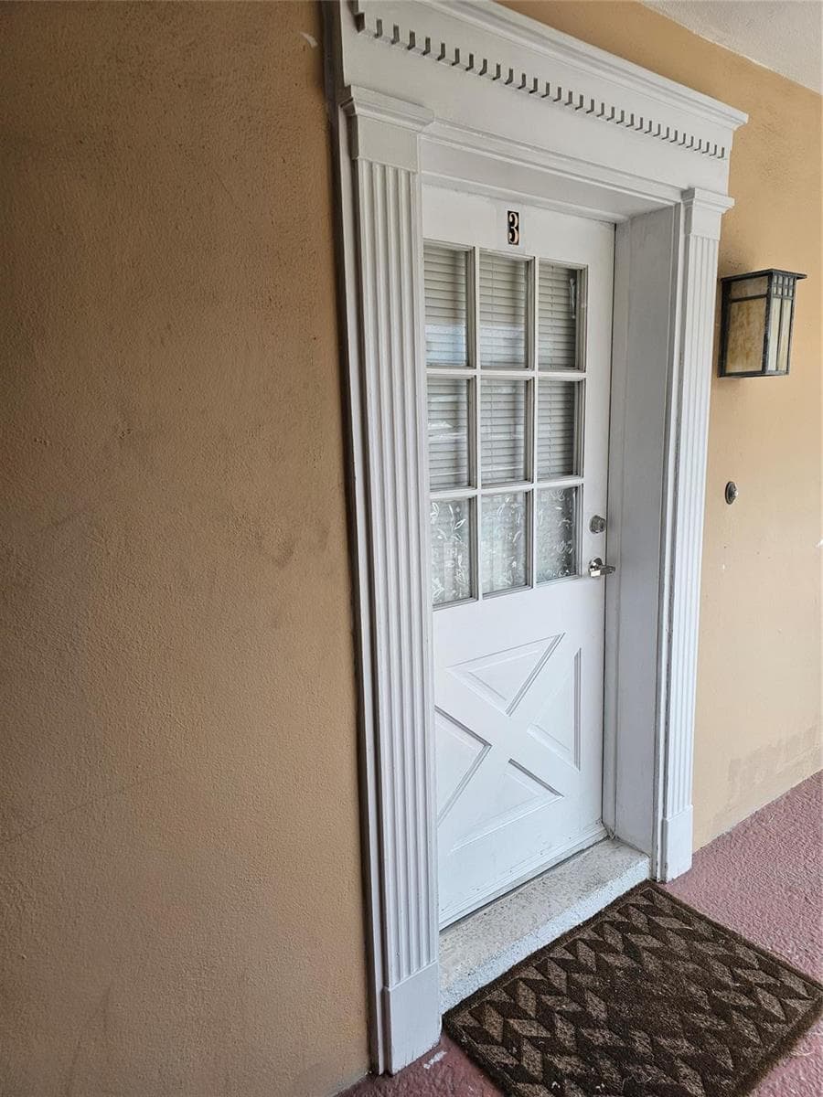 54 Isle Of Venice Drive 3 photo 3