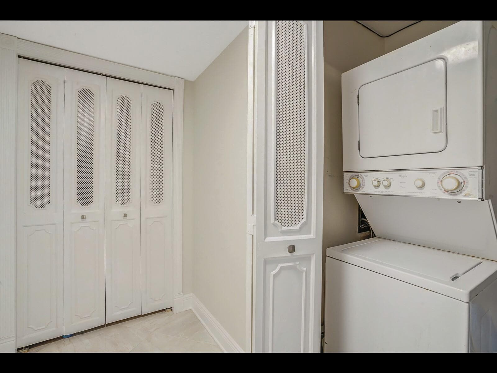 5200 N Flagler Drive 802 photo 12