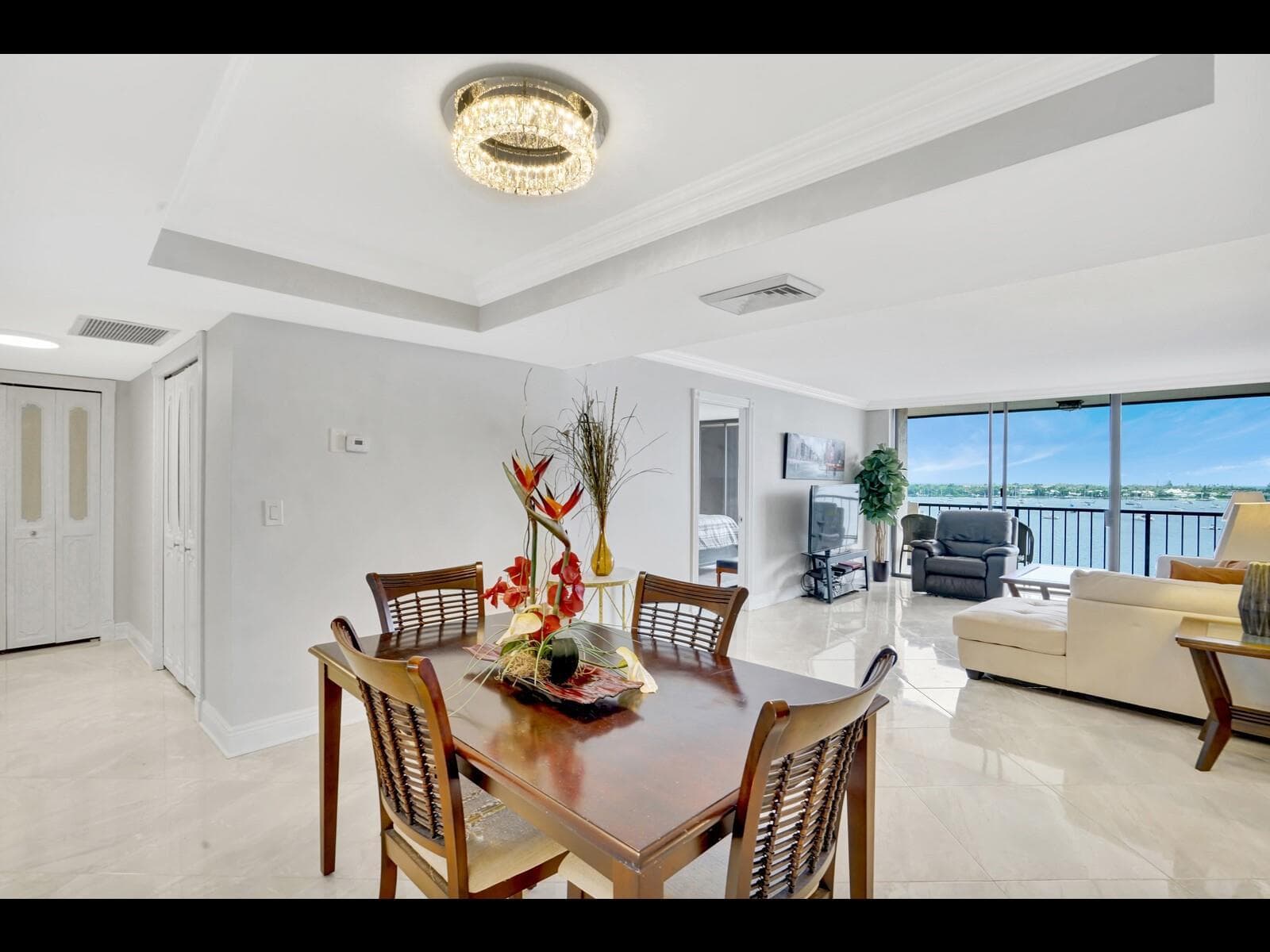 5200 N Flagler Drive 802 photo 5