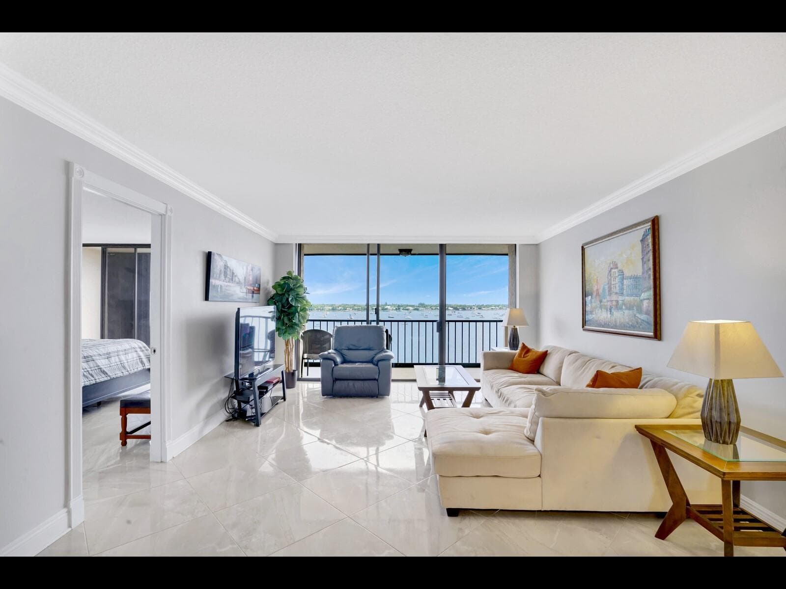 5200 N Flagler Drive 802 photo 8