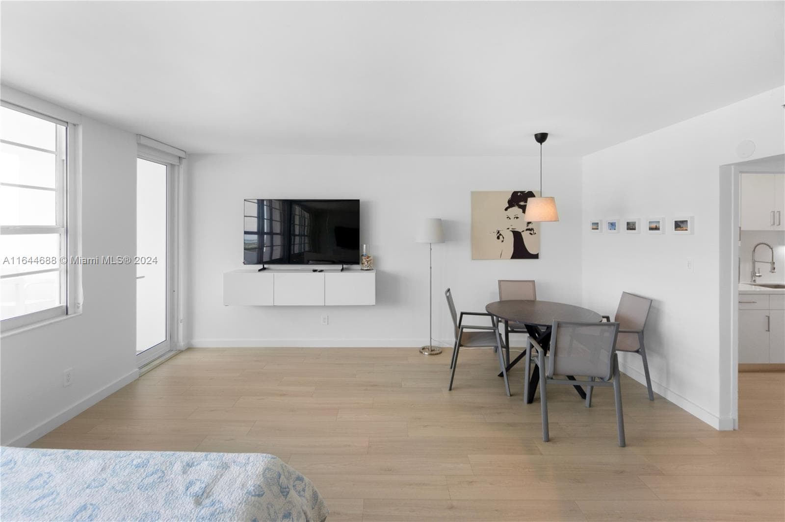 100 Lincoln Rd 1104 photo 3