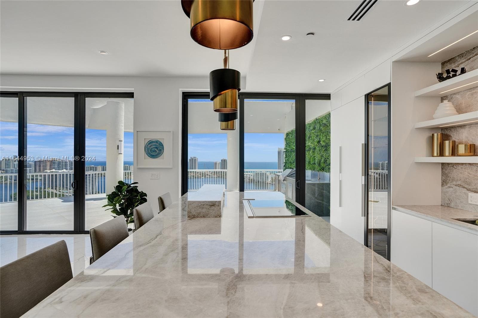 3000 Island Blvd PH-4 photo 11