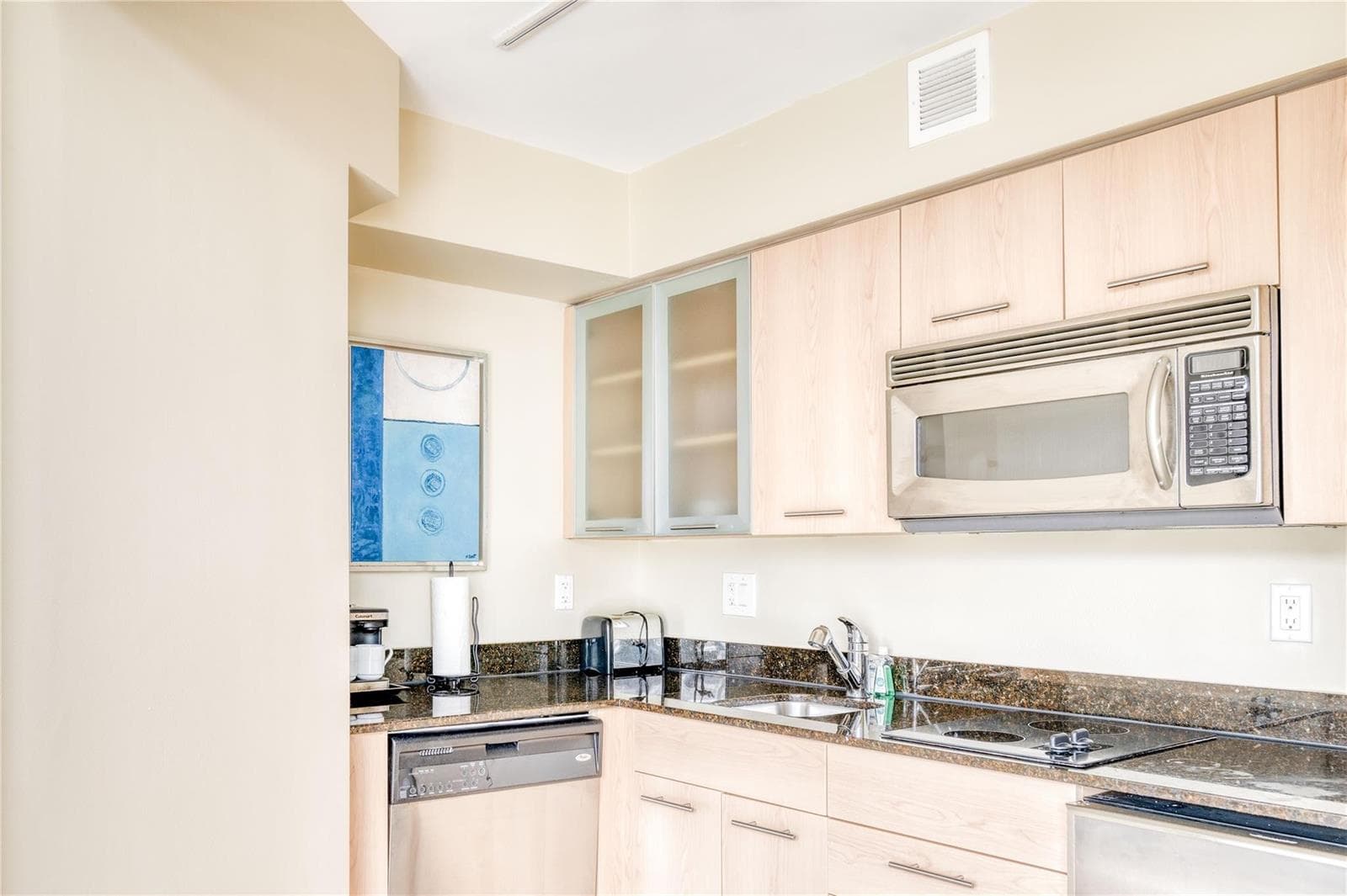 2670 E Sunrise Boulevard 826 photo 6