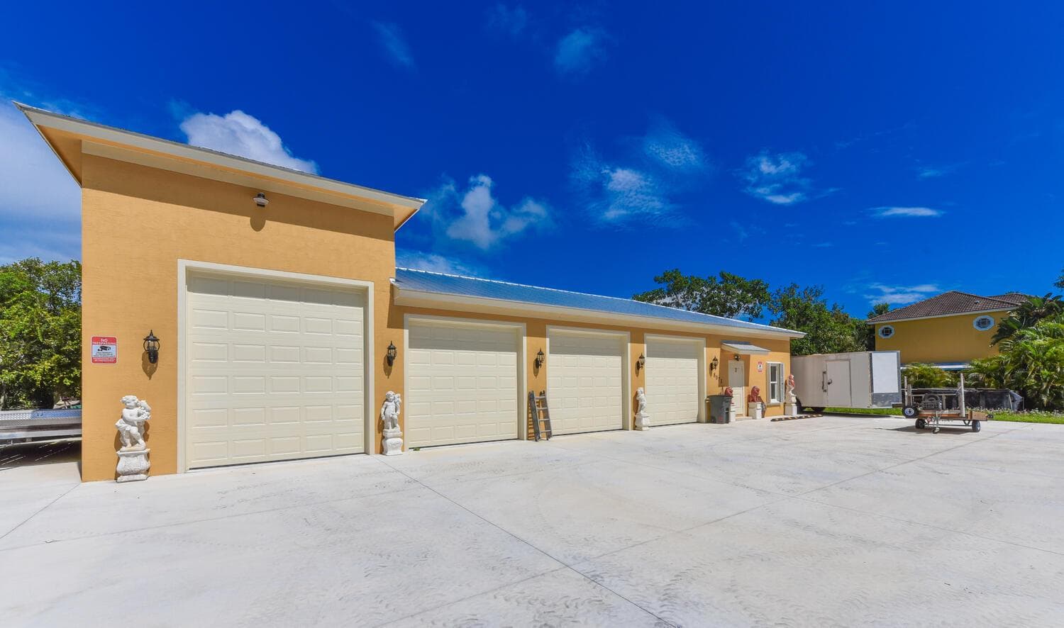 8073 S Indian River Drive photo 6