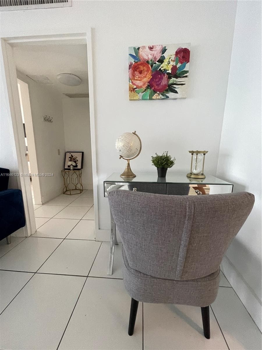 5151 Collins Ave 629 photo 17