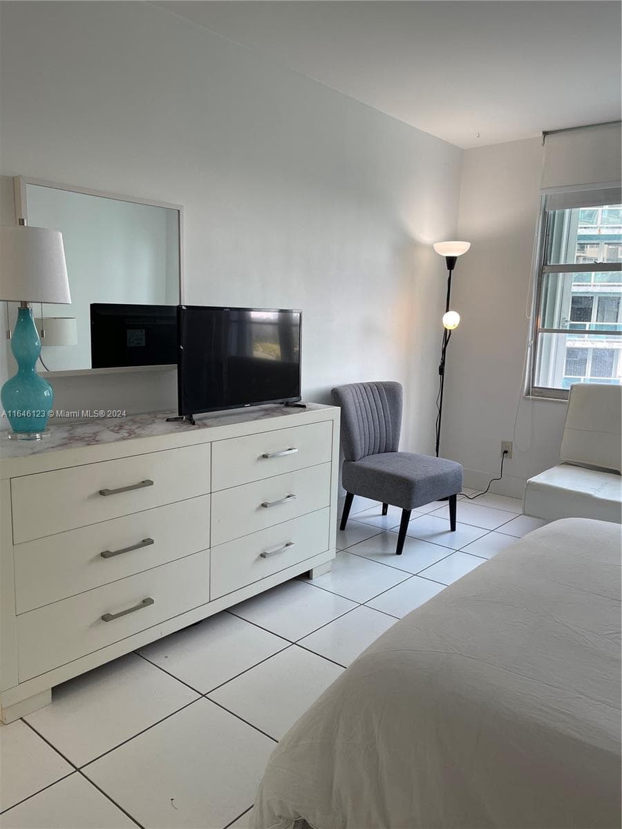 5151 Collins Ave 629 photo 12