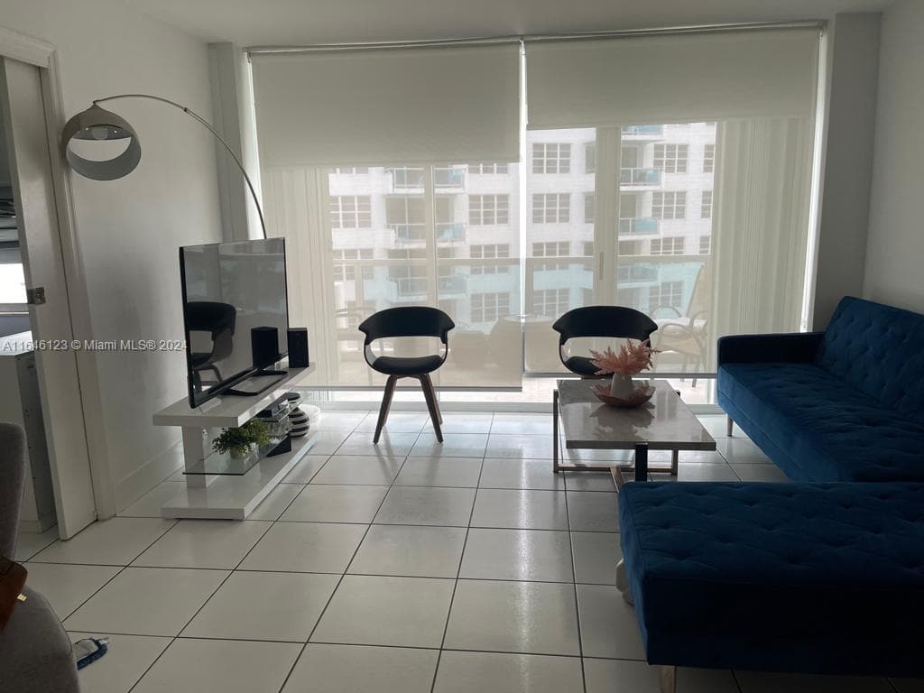 5151 Collins Ave 629 photo 3