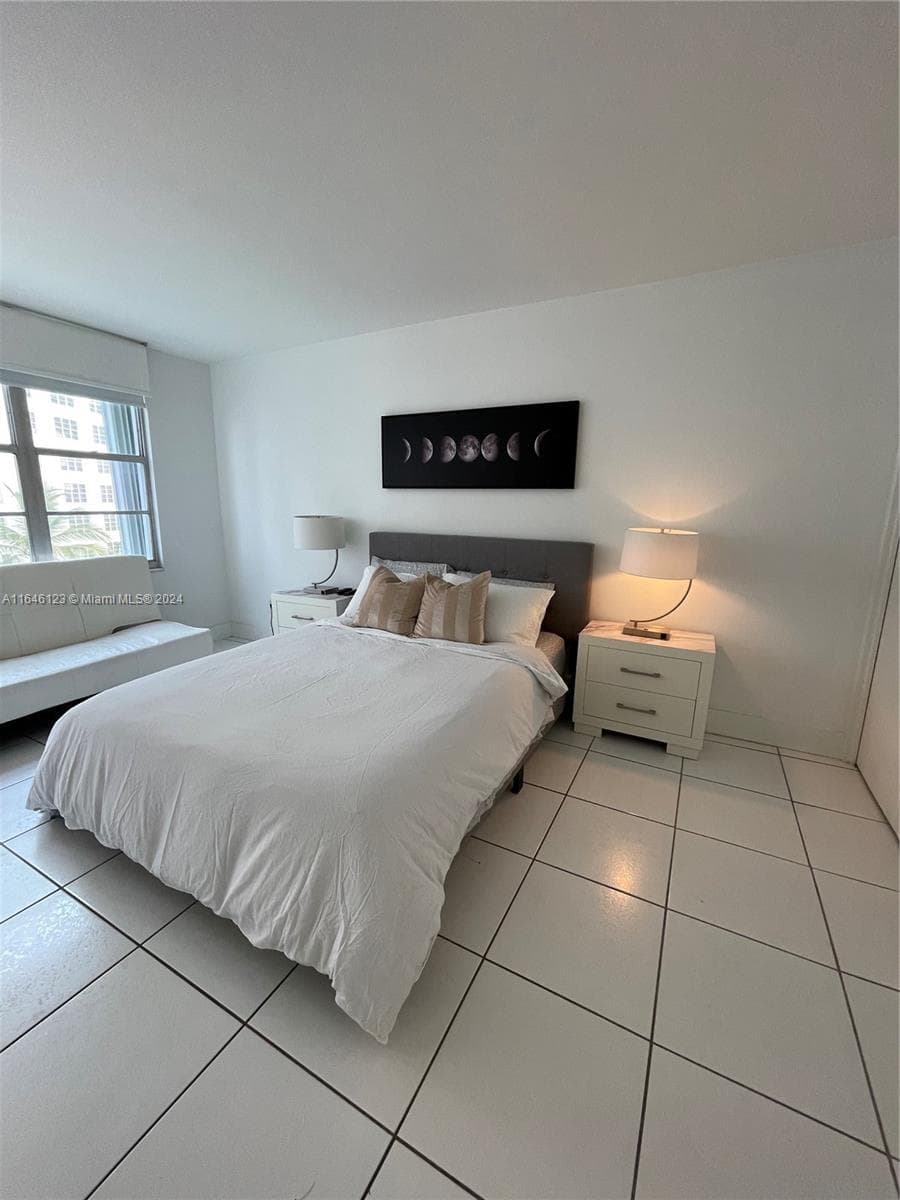 5151 Collins Ave 629 photo 11