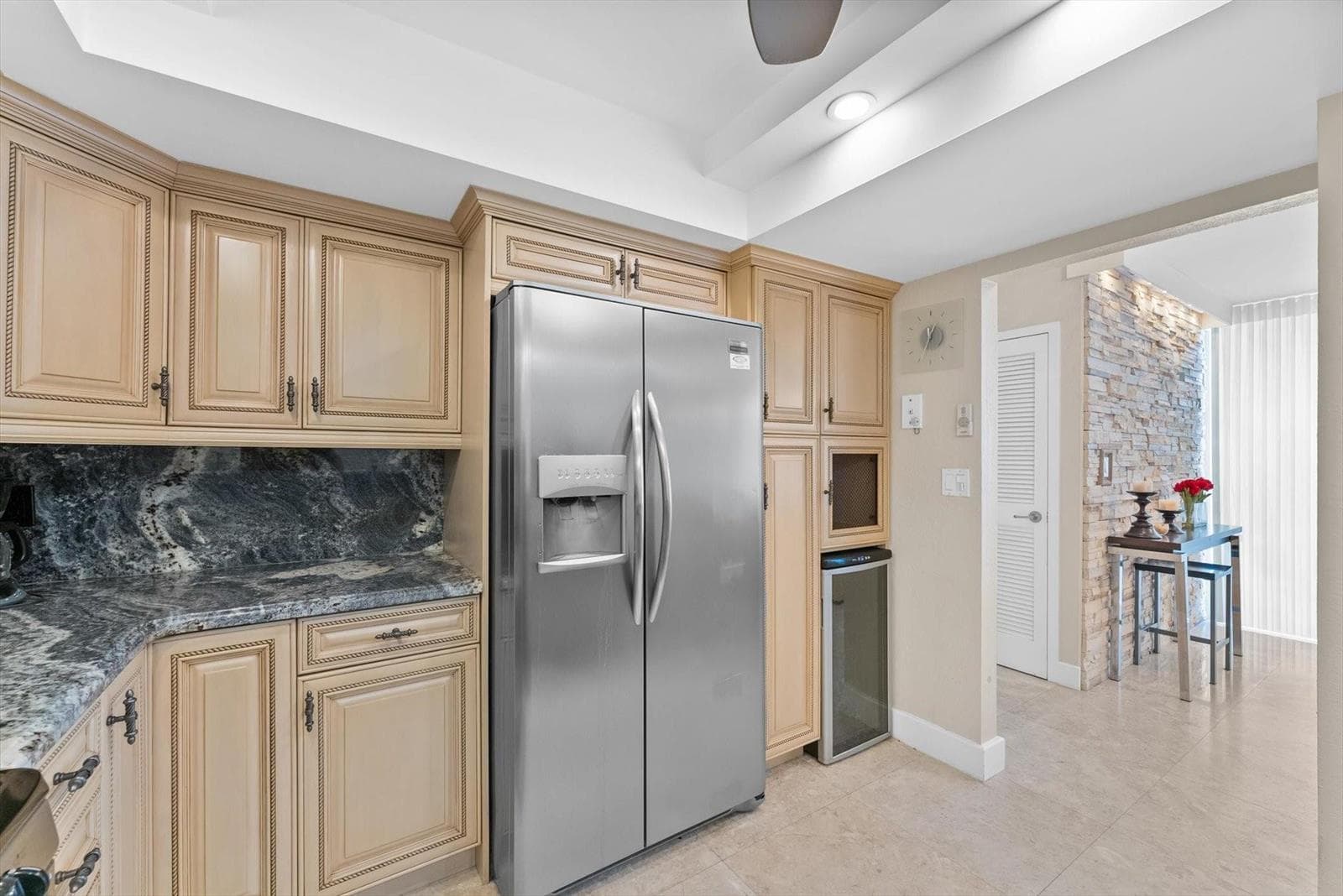 2030 S Ocean Drive 1626 photo 9