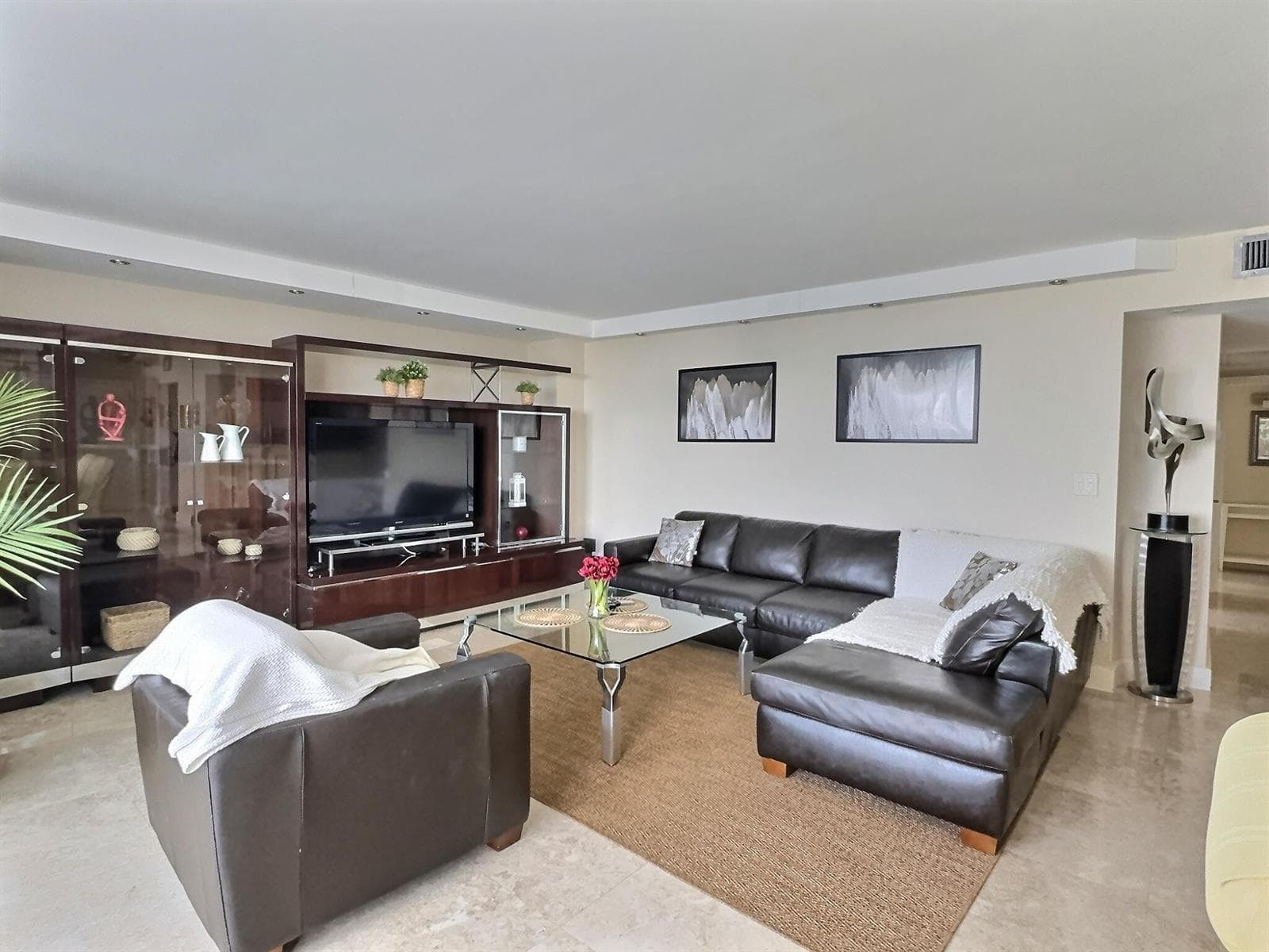 2030 S Ocean Drive 1626 photo 10