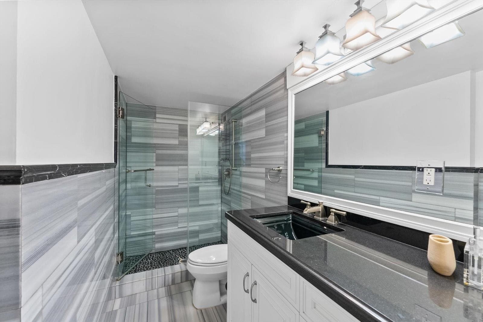2030 S Ocean Drive 1626 photo 19