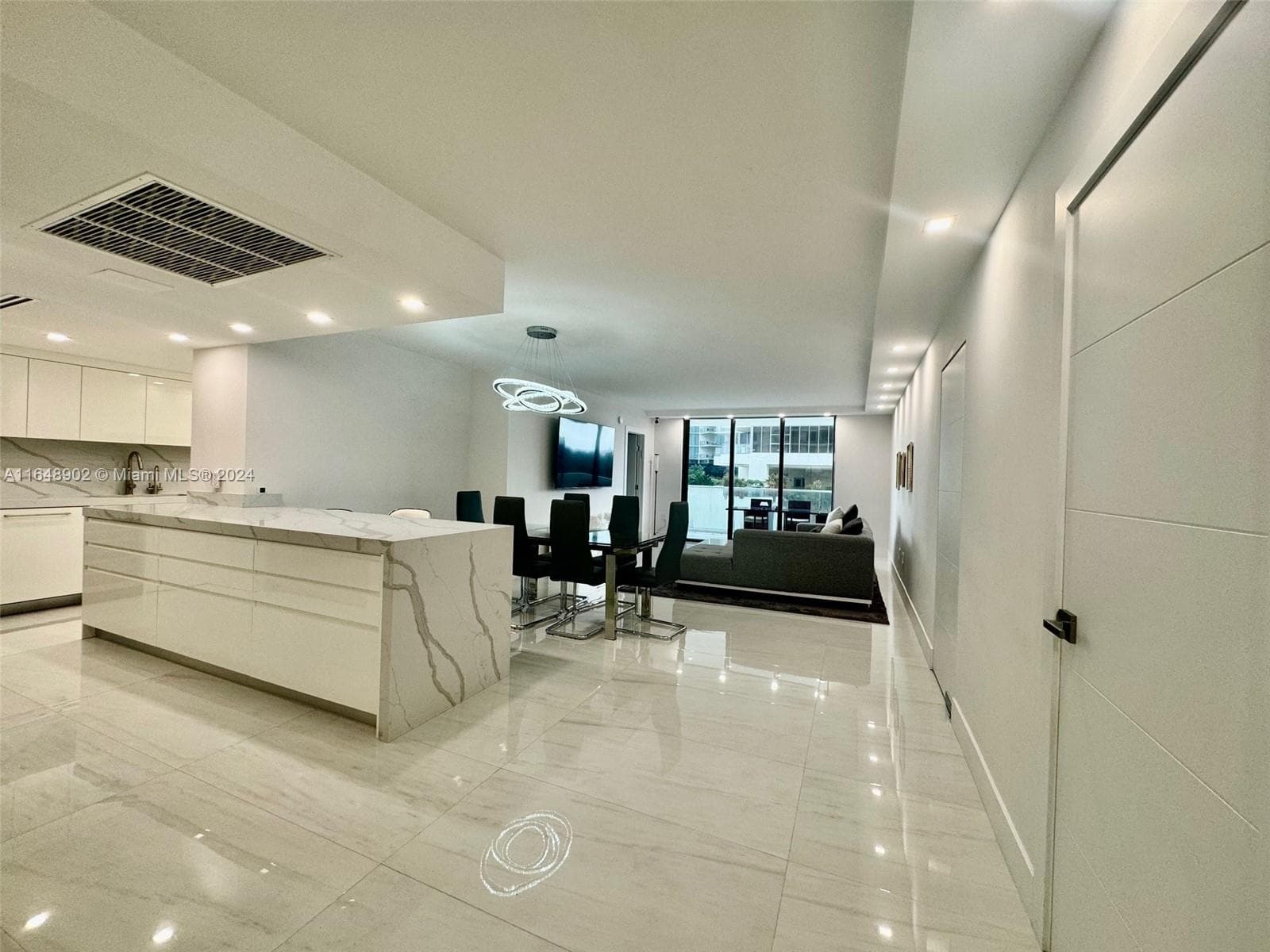 9801 Collins Ave 5U photo 3