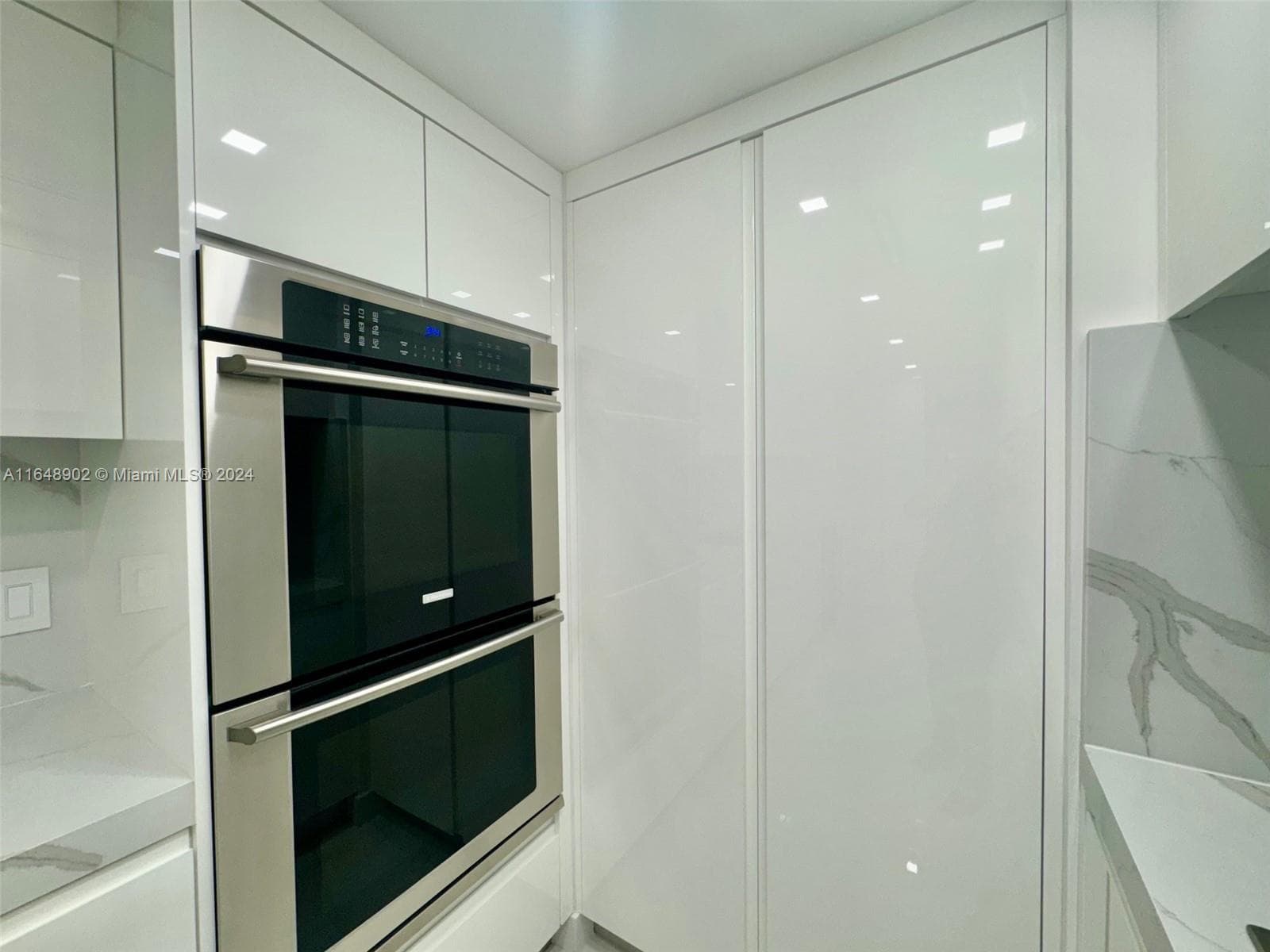 9801 Collins Ave 5U photo 11