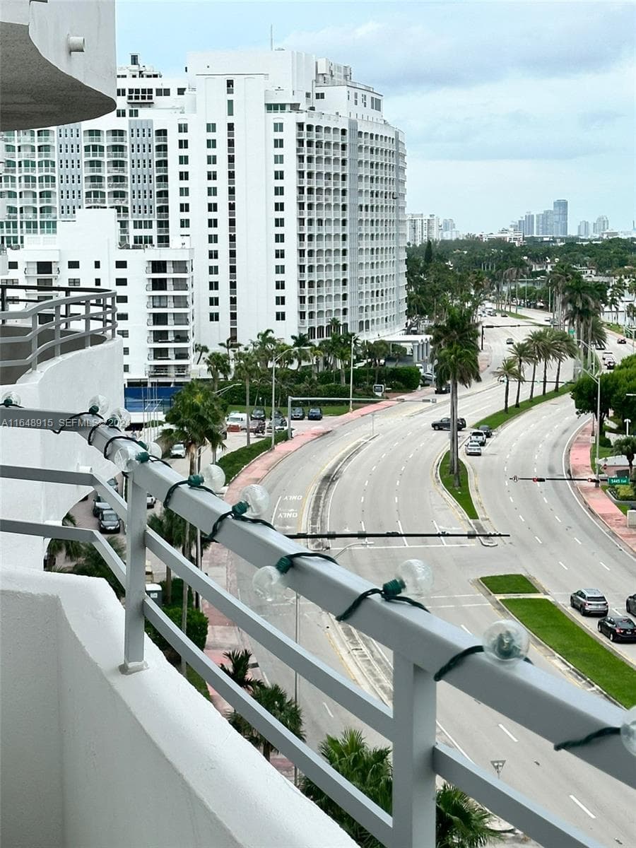 5555 Collins Ave 10B photo 6
