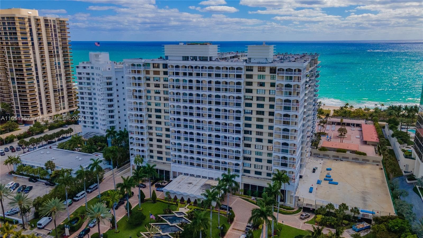 9801 Collins Ave 3T photo 1