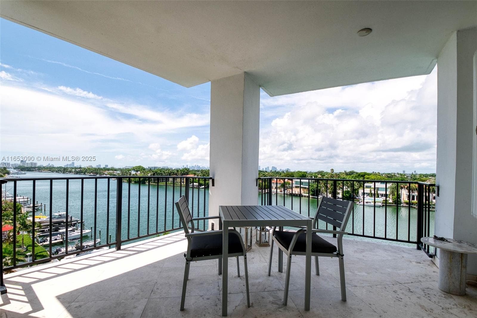 5640 Collins Ave 6D photo 1