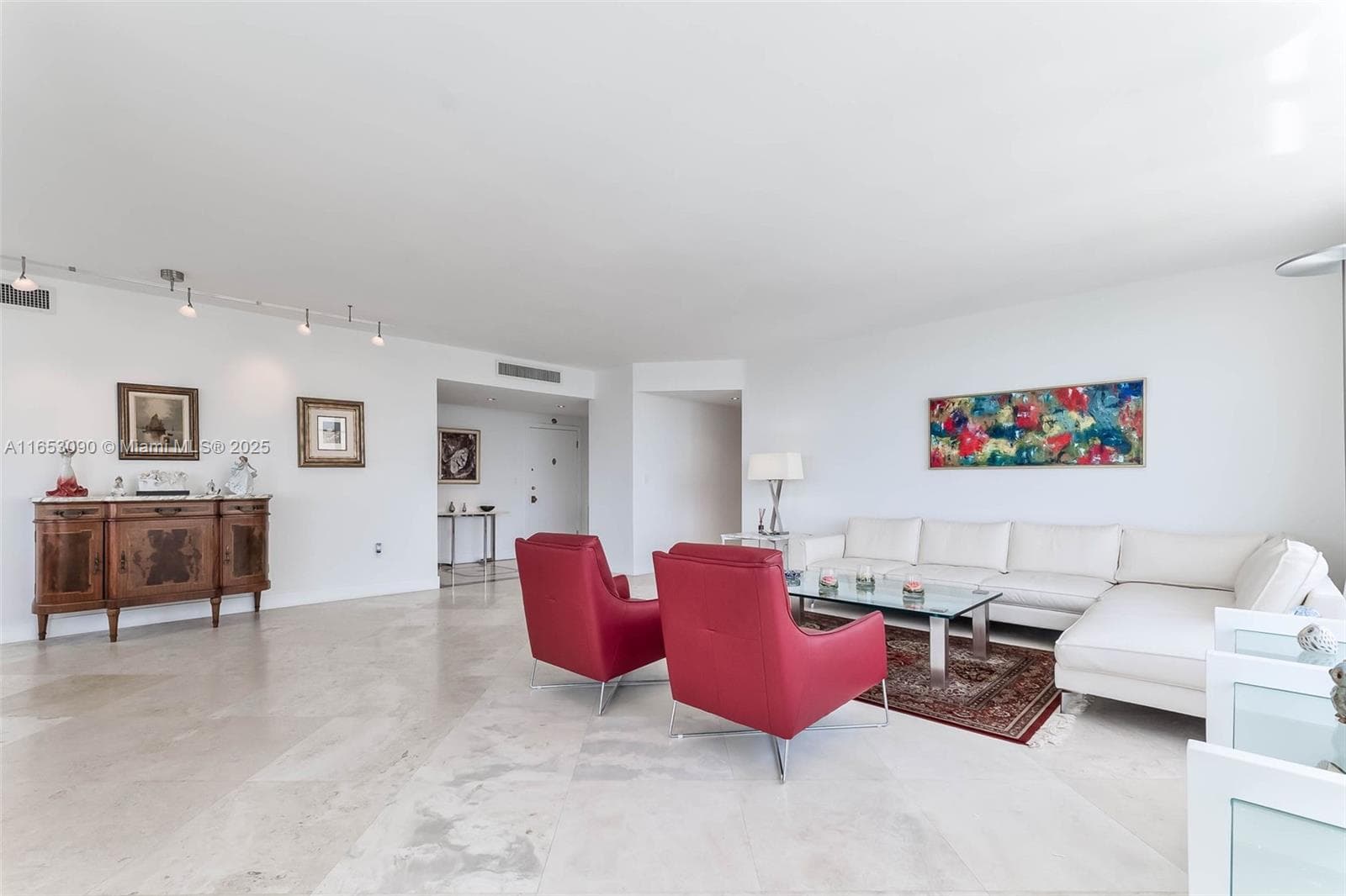 5640 Collins Ave 6D photo 5