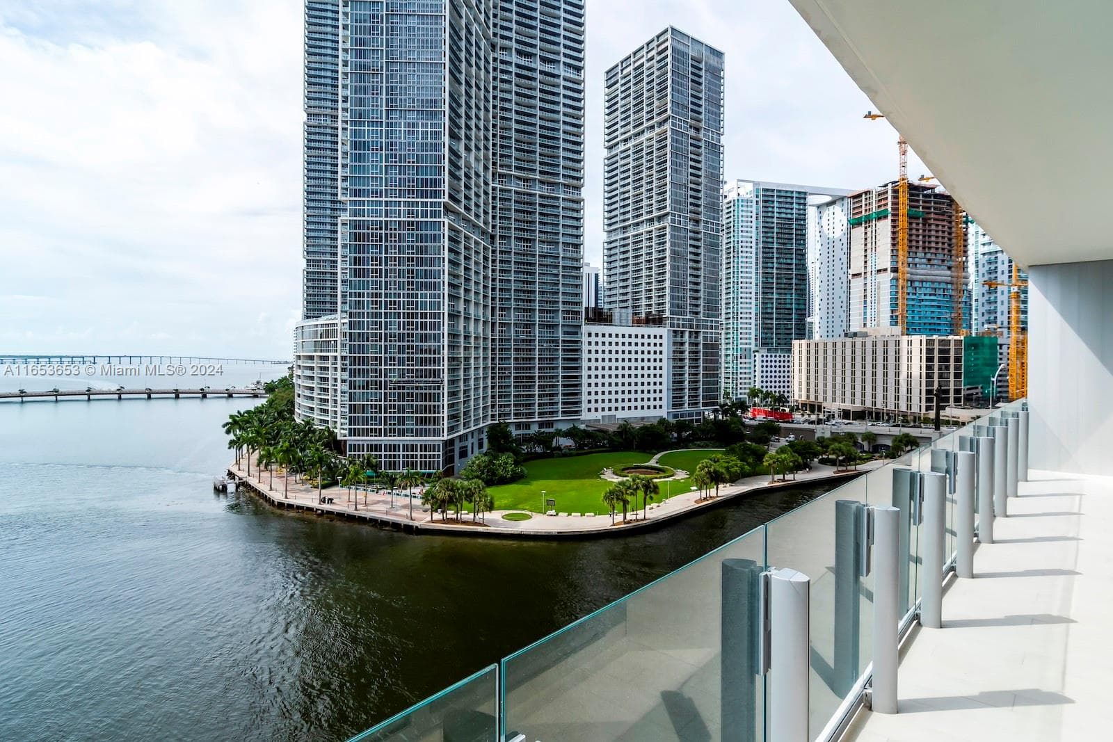 300 Biscayne Blvd Way 902 photo 3