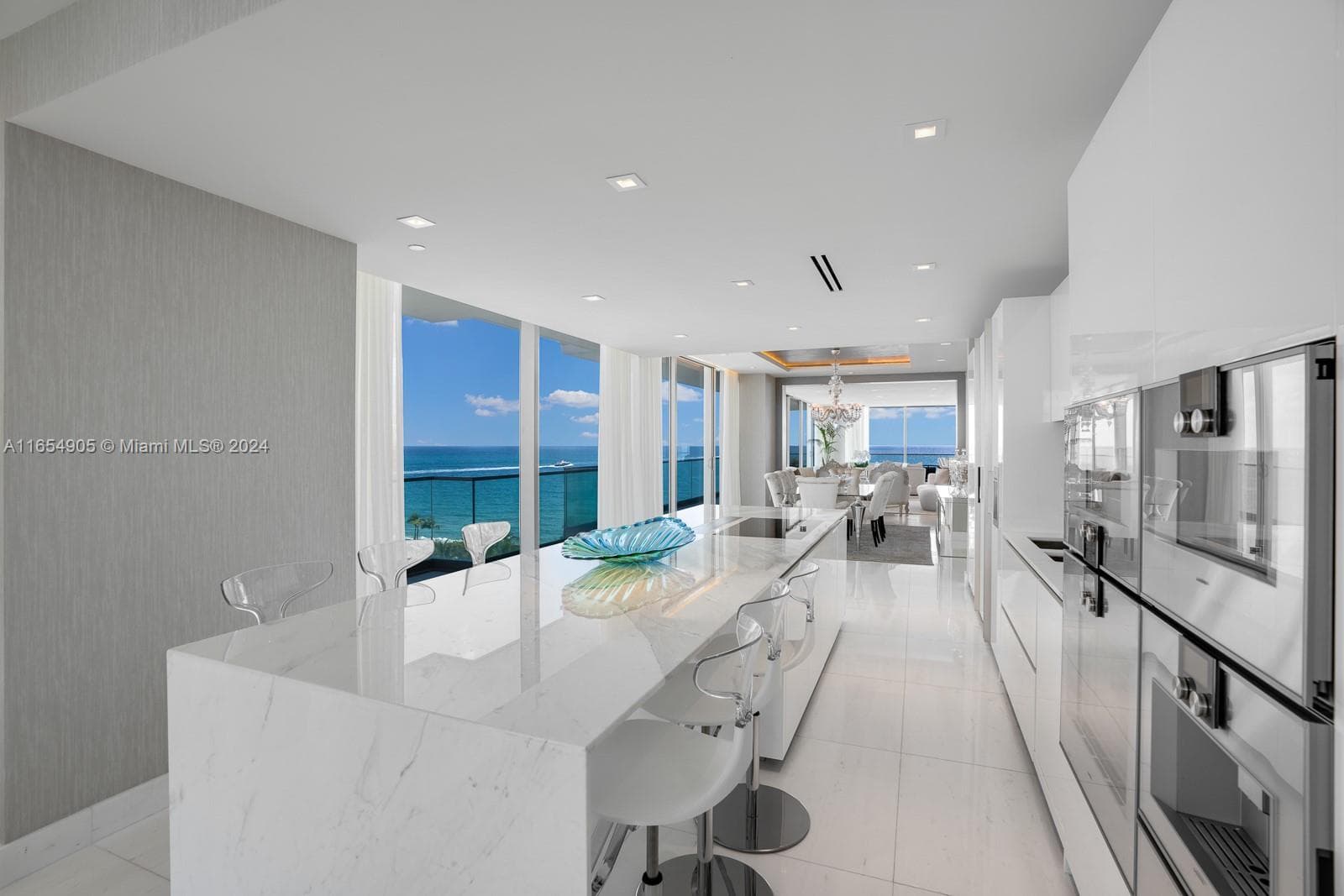 10203 Collins Ave 801 photo 2