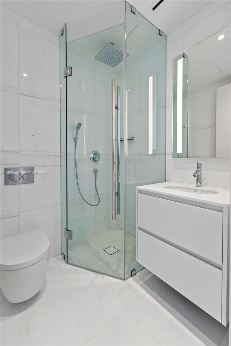 300 Biscayne Blvd Way 3201 photo 23