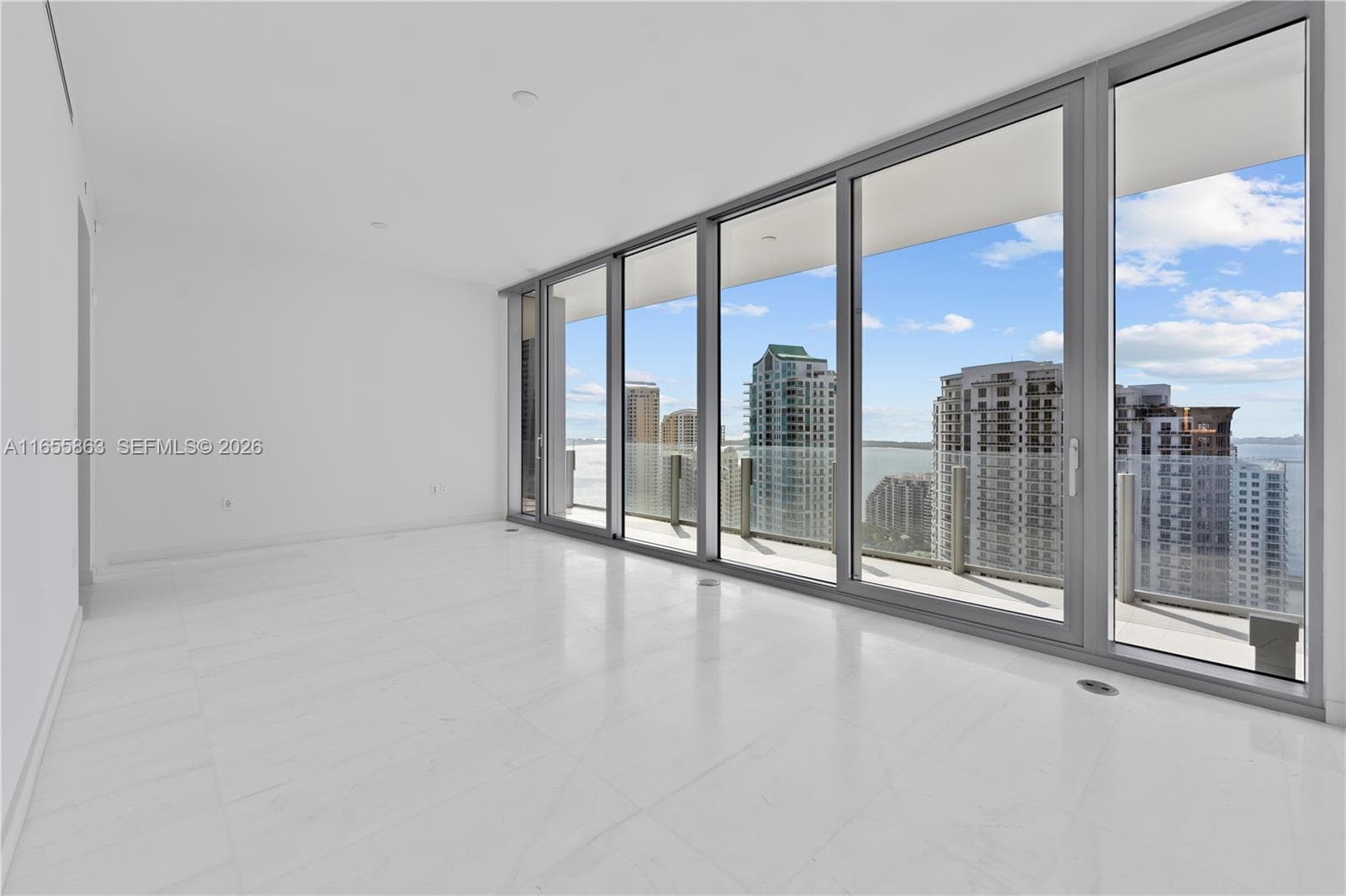 300 Biscayne Blvd Way 3201 photo 12