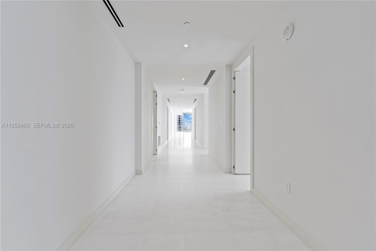 300 Biscayne Blvd Way 3201 photo 24