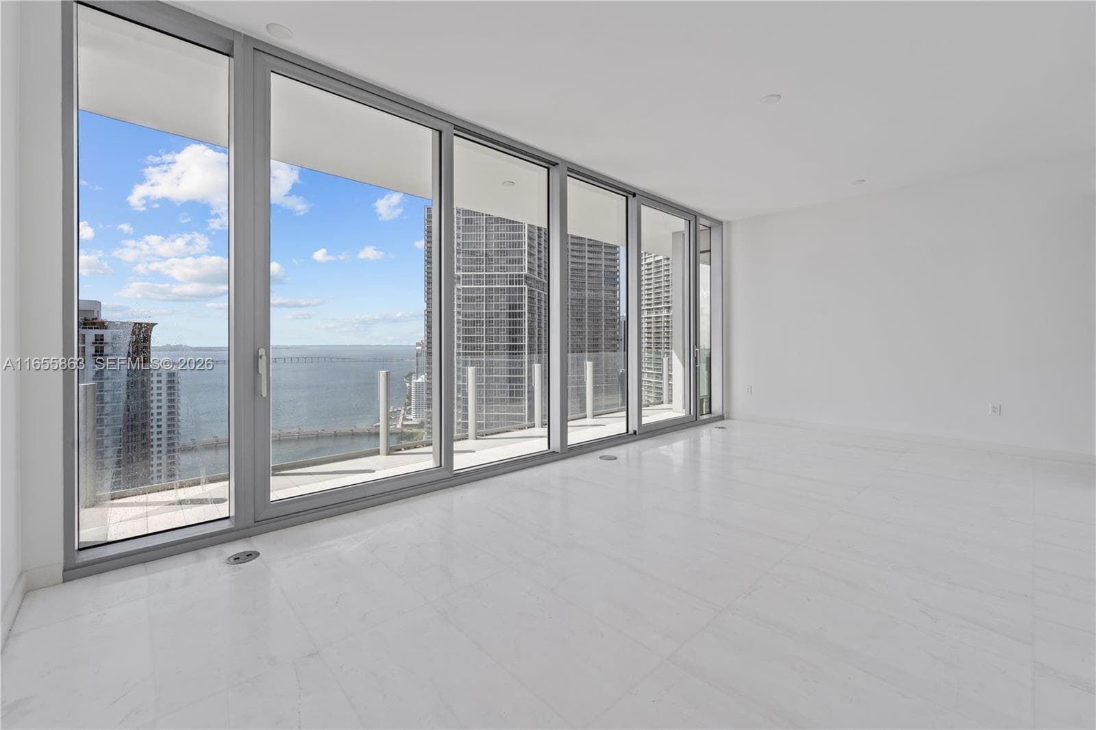 300 Biscayne Blvd Way 3201 photo 11