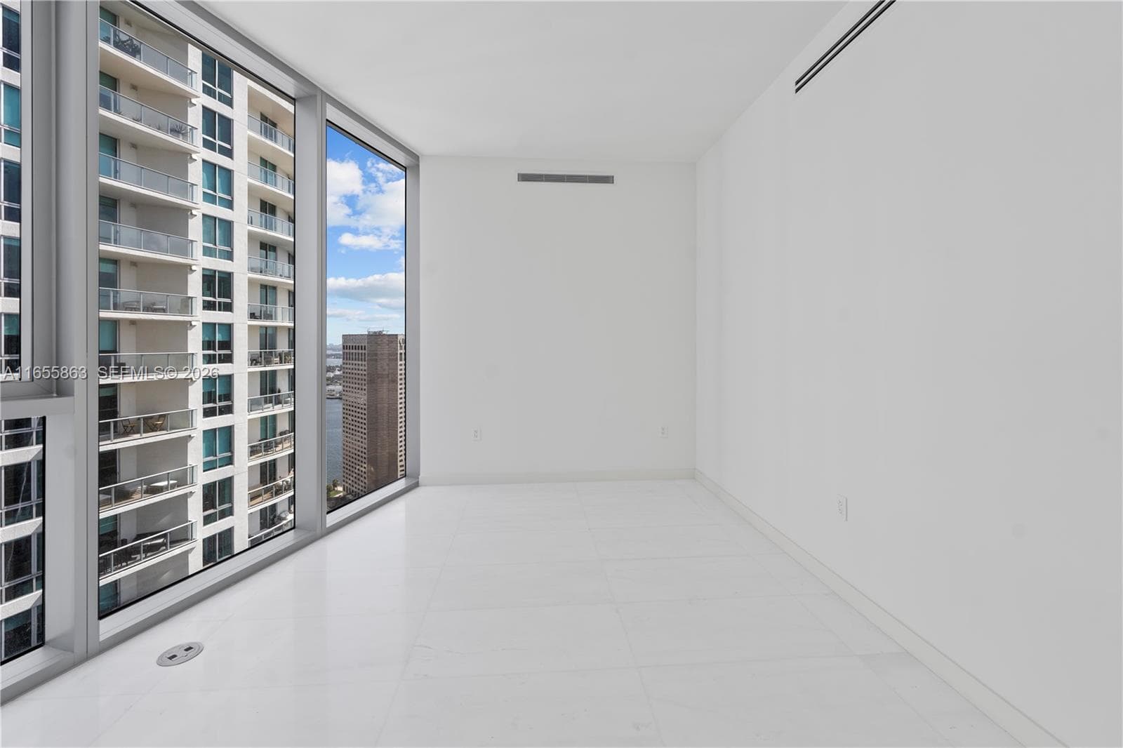 300 Biscayne Blvd Way 3201 photo 19