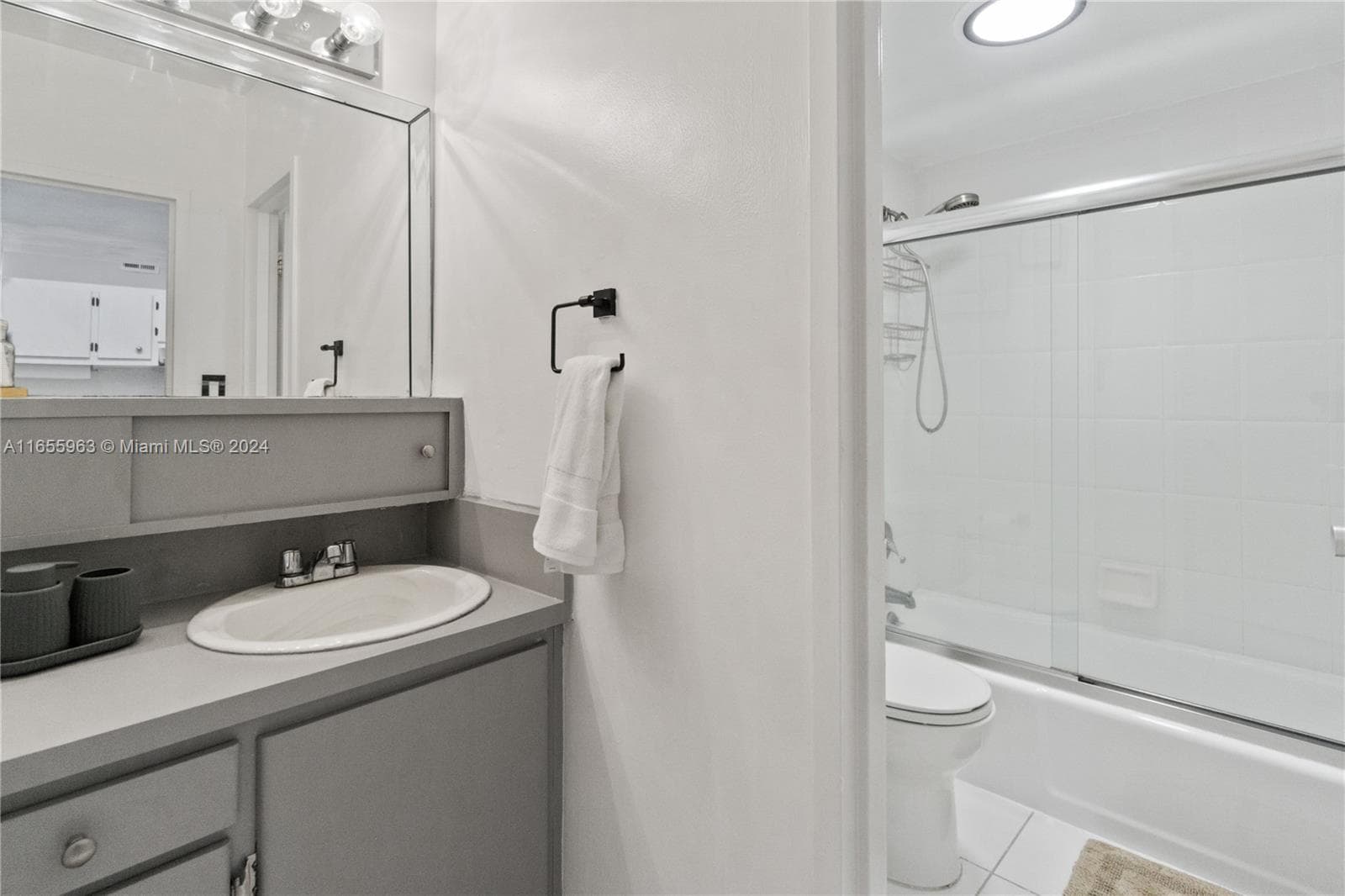 100 Lincoln Rd 924 photo 13