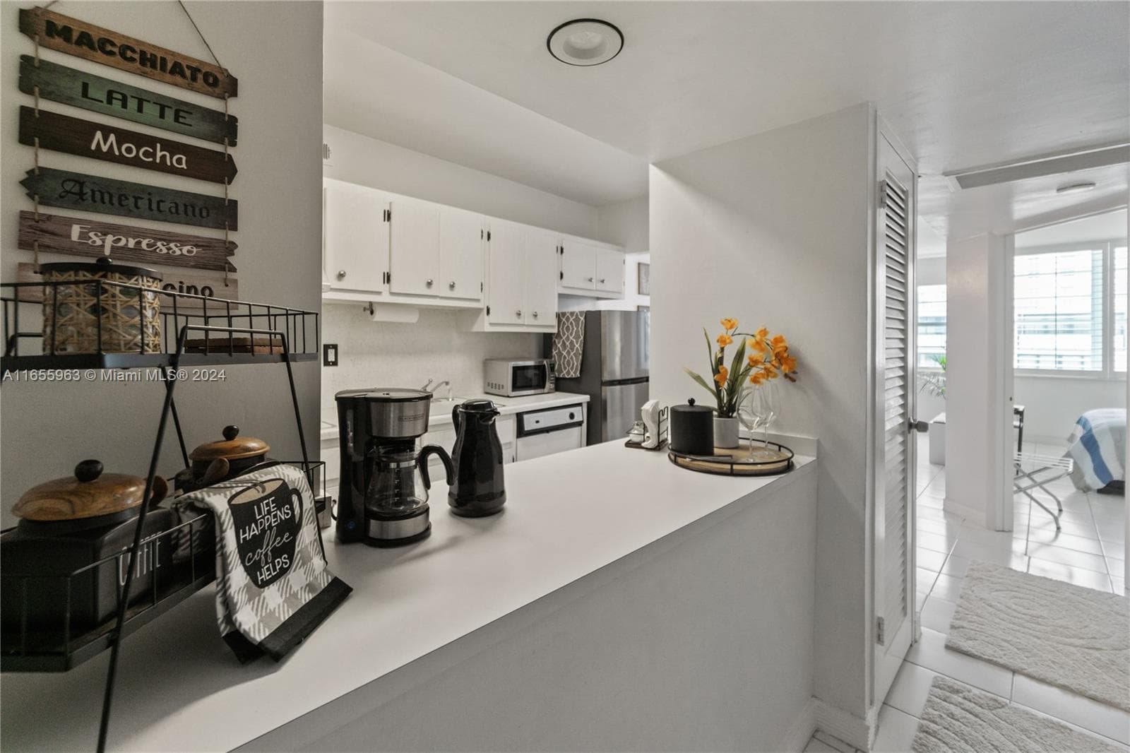 100 Lincoln Rd 924 photo 5