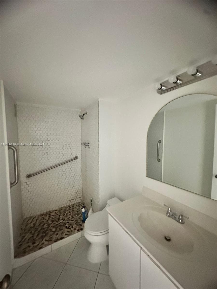5555 Collins Ave 8Z photo 11