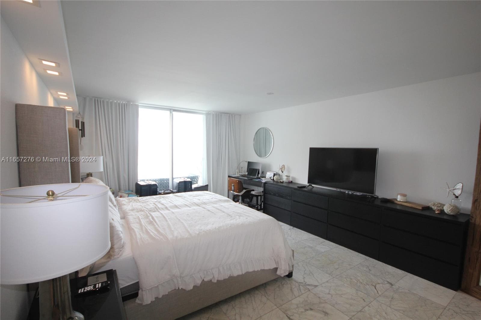 5151 Collins Ave 933 photo 13