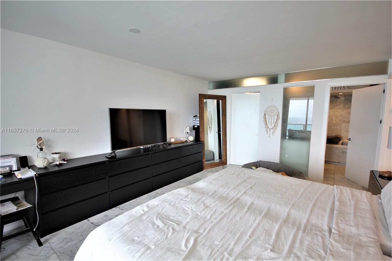 5151 Collins Ave 933 photo 9