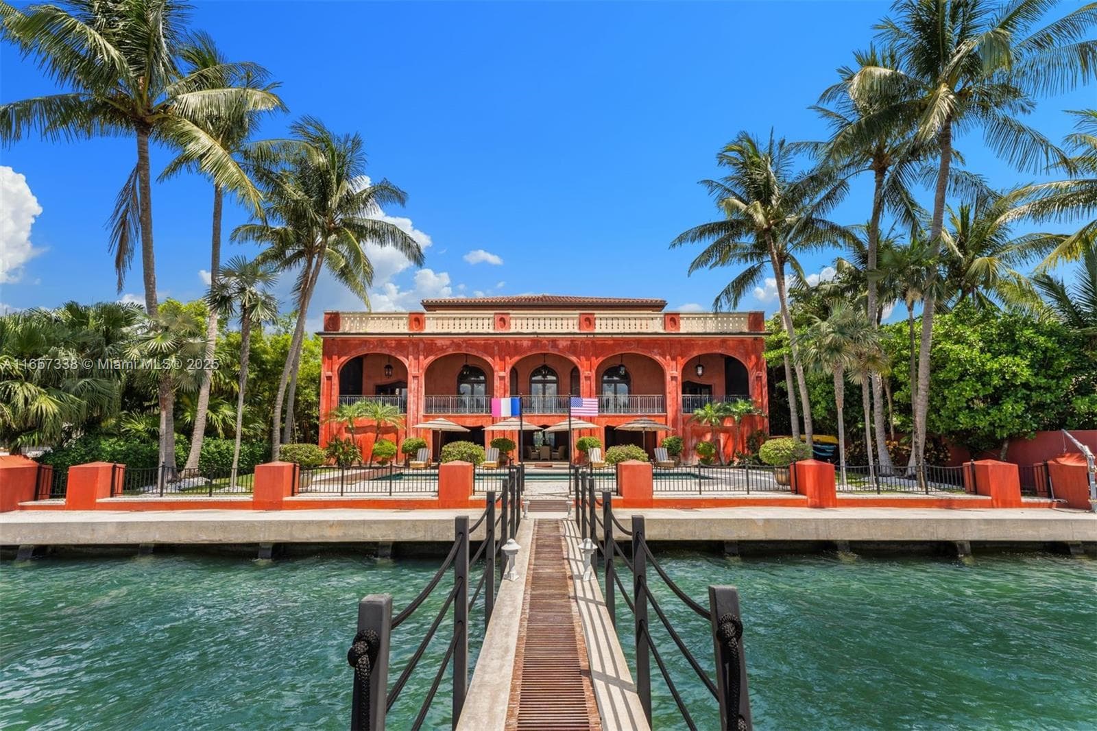 230 Harbor Drive photo 5