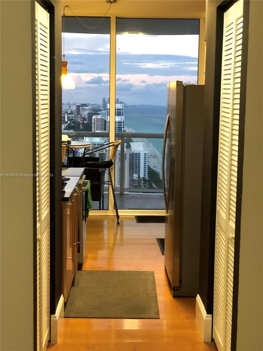 6365 Collins Ave 4209 photo 23