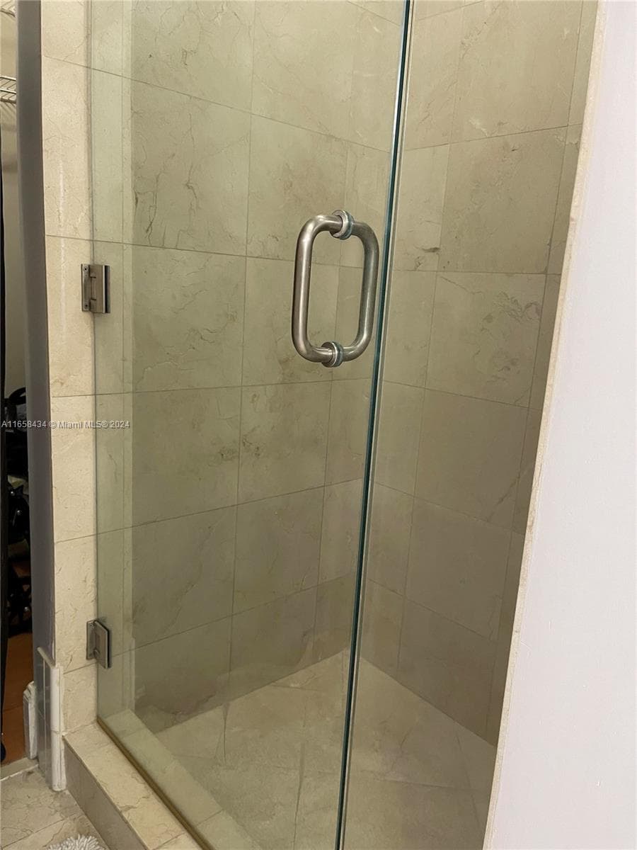 6365 Collins Ave 4209 photo 13