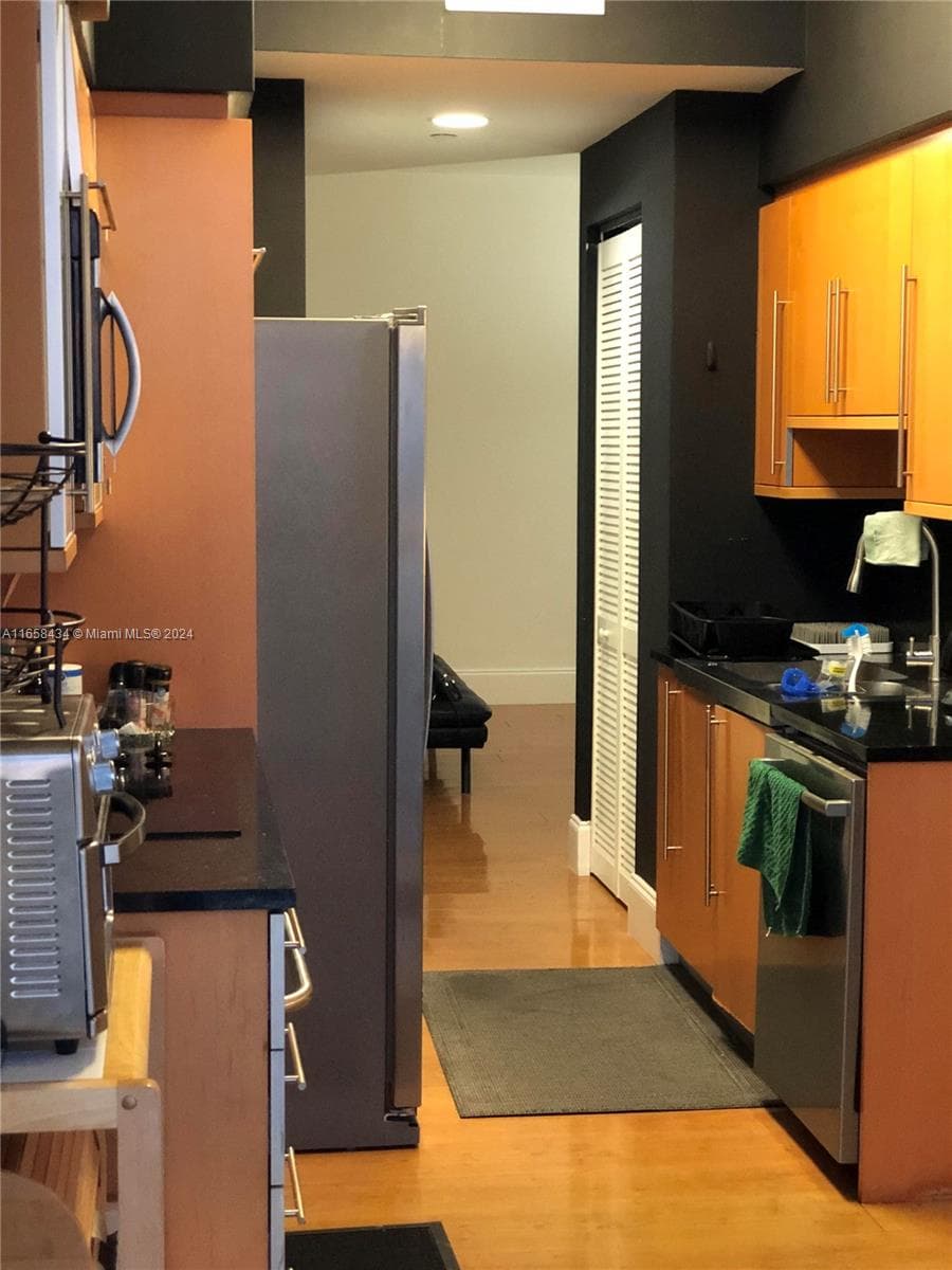 6365 Collins Ave 4209 photo 20