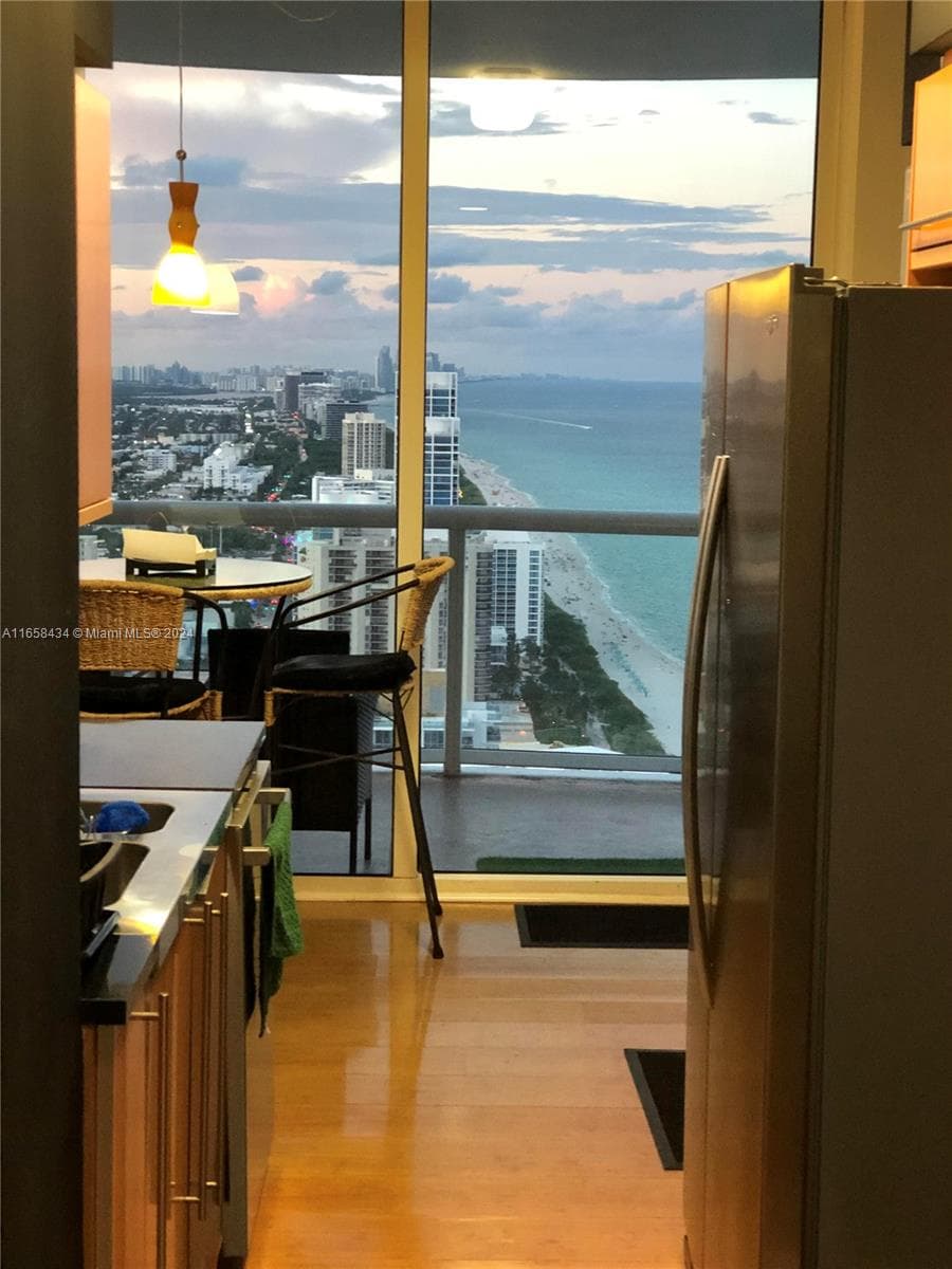 6365 Collins Ave 4209 photo 19