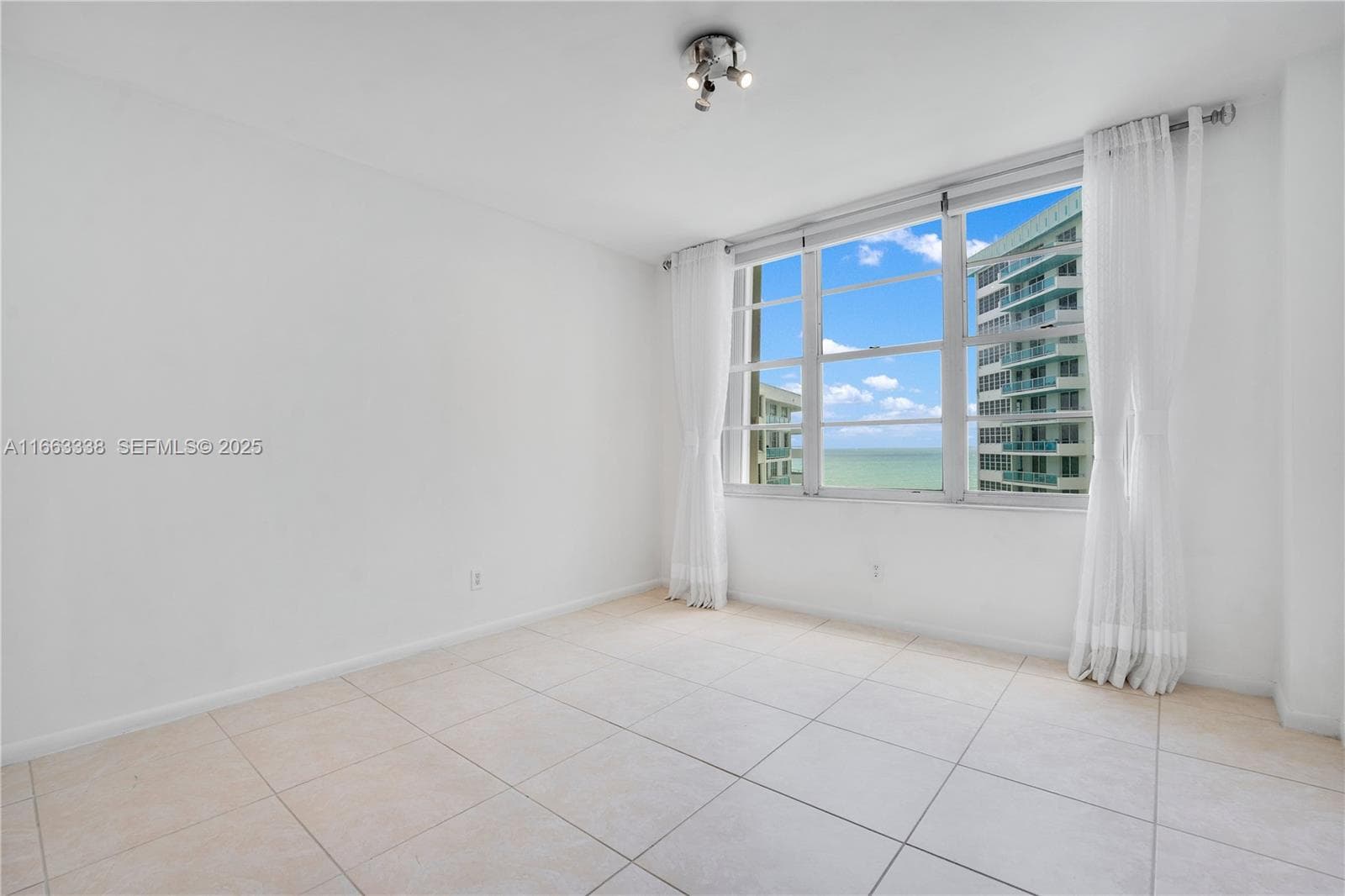 5151 Collins Ave 925 photo 13